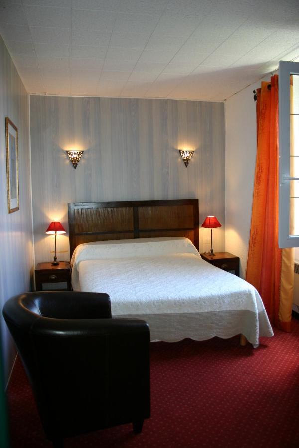 Hotel Le Ponant Pradelles Exterior foto